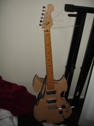 alderguitarfar.jpg